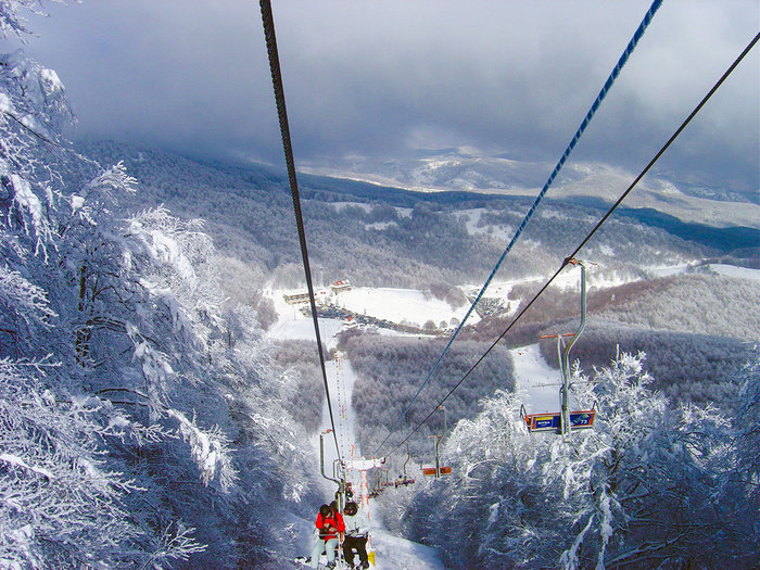 Χειμερινά σπορ: Χιονοδρομικό κέντρο 3-5 Πηγάδια στη Νάουσα - Lift [18km]